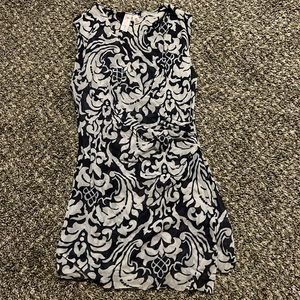 Sleeveless shirt M great for the summer!